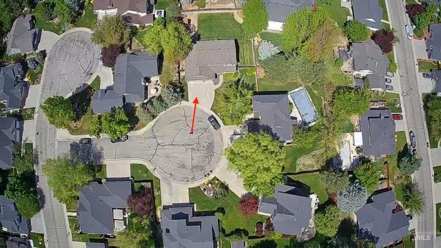 2612 Gladstone Ct, Eagle, ID 83616