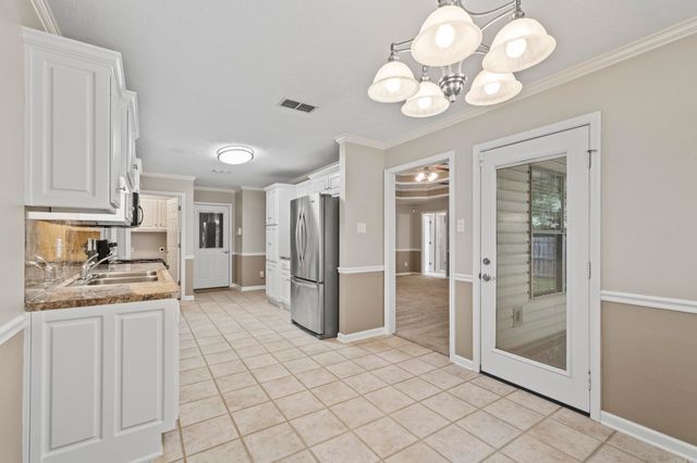 427 Nottingham Drive, Cabot, AR 72023