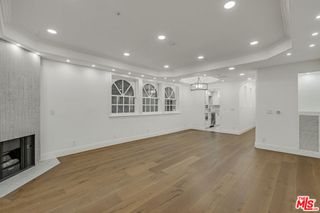 342 N Palm 102, Beverly Hills, CA 90211