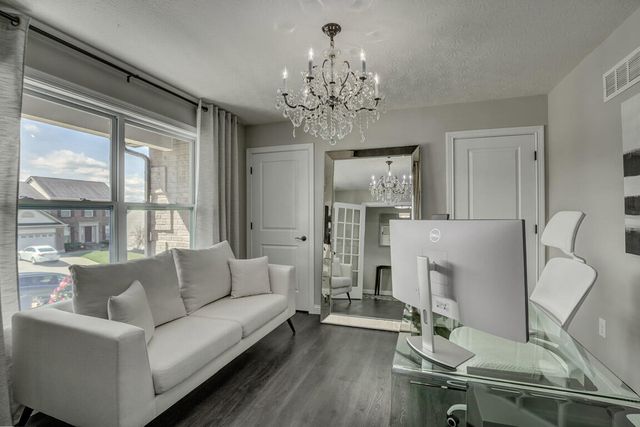 7500 Harvestdale Lane, Florence, KY 41042