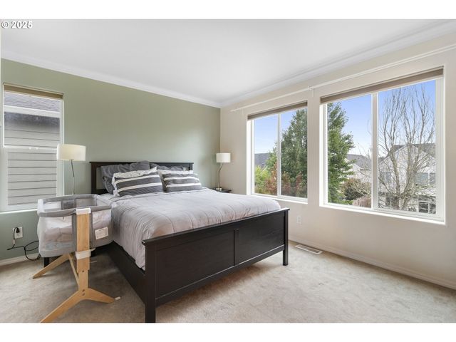 15378 Se PARKTREE Dr, Clackamas, OR 97015
