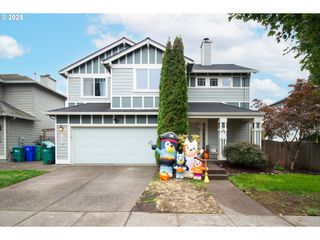 15378 Se PARKTREE Dr, Clackamas, OR 97015