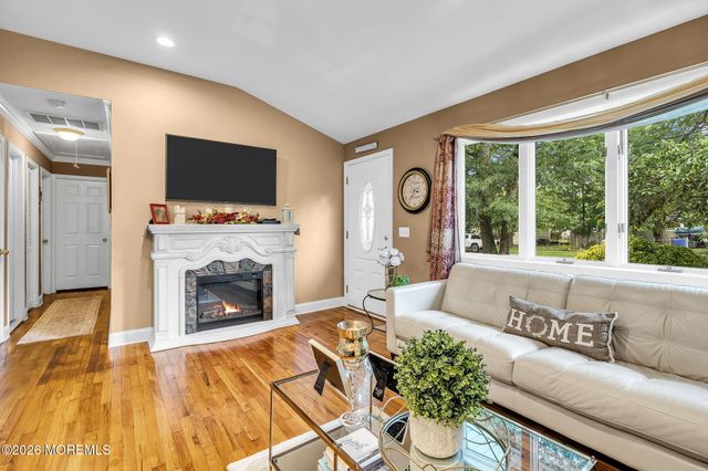 334 Stuart Avenue, Toms River, NJ 08755
