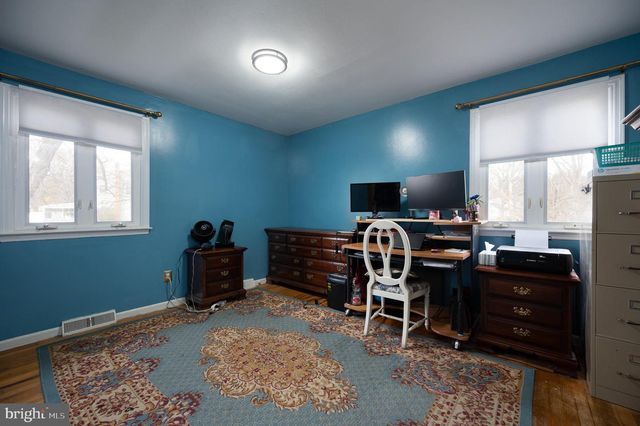 28 WORRAL CT, Newark, DE 19711