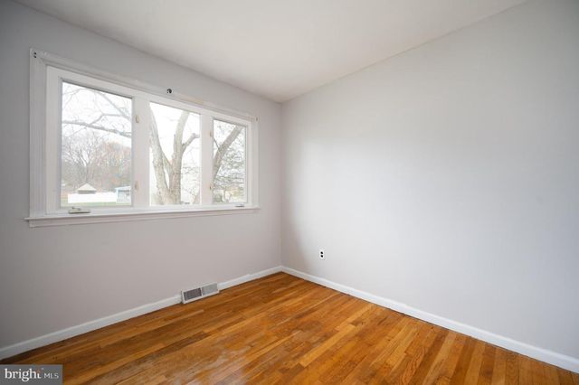 28 WORRAL CT, Newark, DE 19711