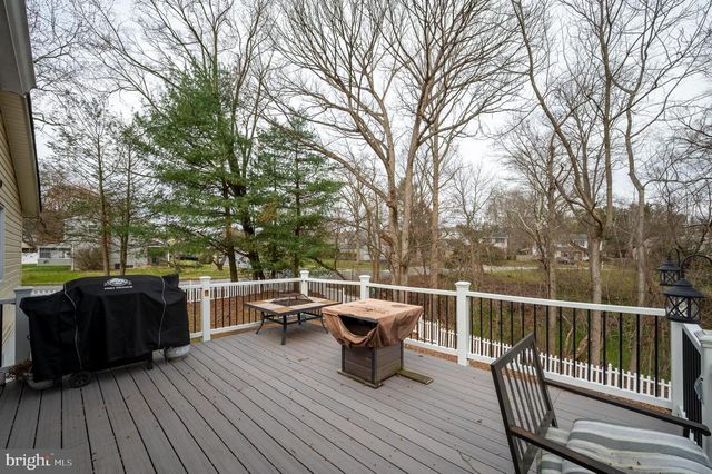 28 WORRAL CT, Newark, DE 19711