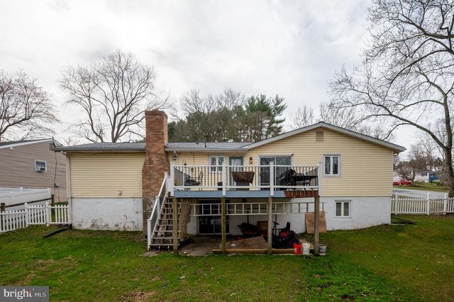 28 WORRAL CT, Newark, DE 19711