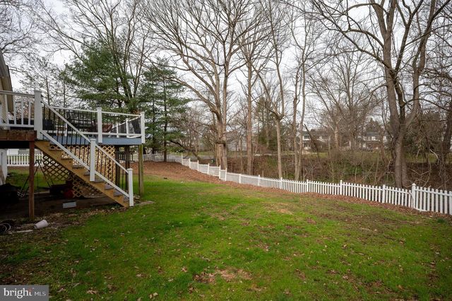 28 WORRAL CT, Newark, DE 19711