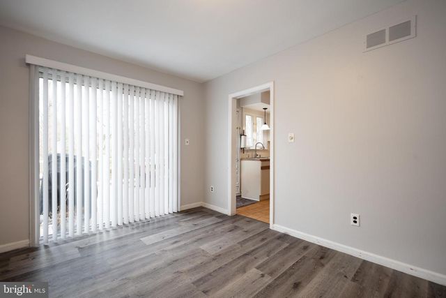 28 WORRAL CT, Newark, DE 19711