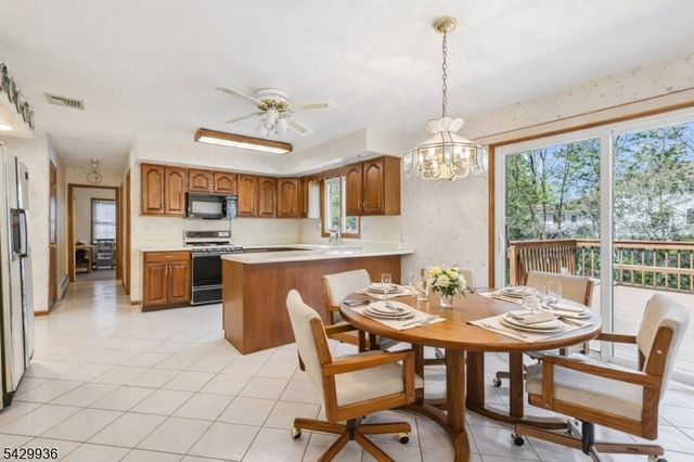 28 Verkade Dr, Wayne Twp., NJ 07470