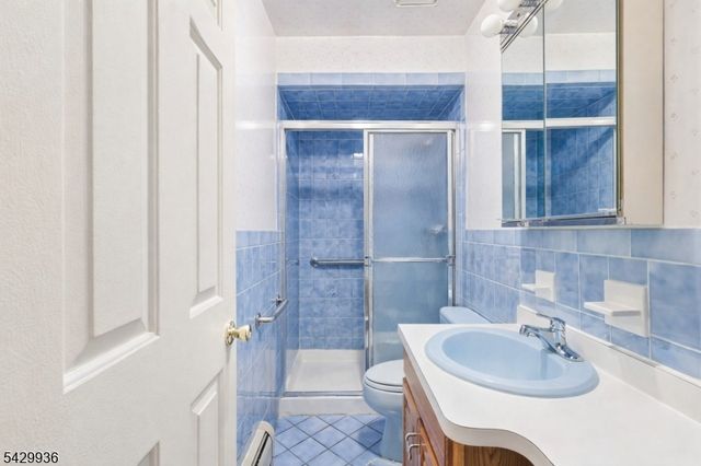 28 Verkade Dr, Wayne Twp., NJ 07470