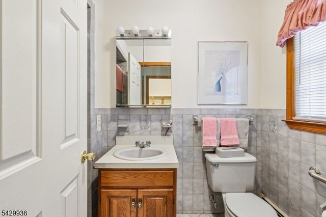 28 Verkade Dr, Wayne Twp., NJ 07470