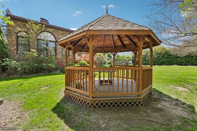 28 Verkade Dr, Wayne Twp., NJ 07470