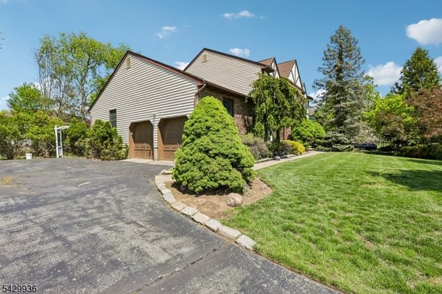 28 Verkade Dr, Wayne Twp., NJ 07470