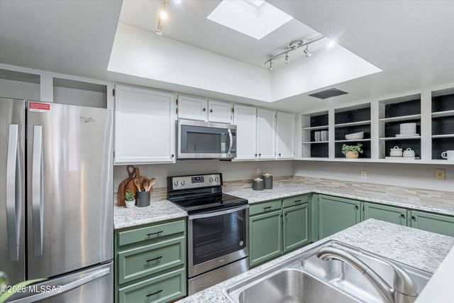 3412 N Catalina Avenue, Tucson, AZ 85712