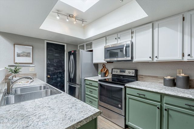3412 N Catalina Avenue, Tucson, AZ 85712