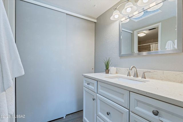 3412 N Catalina Avenue, Tucson, AZ 85712