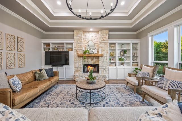 604 Willow Springs Drive, Heath, TX 75032