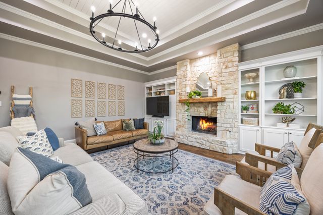 604 Willow Springs Drive, Heath, TX 75032