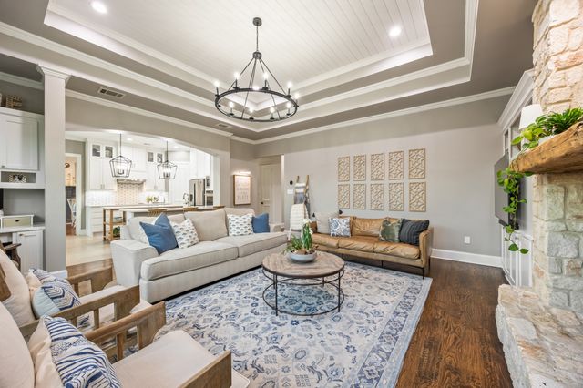 604 Willow Springs Drive, Heath, TX 75032