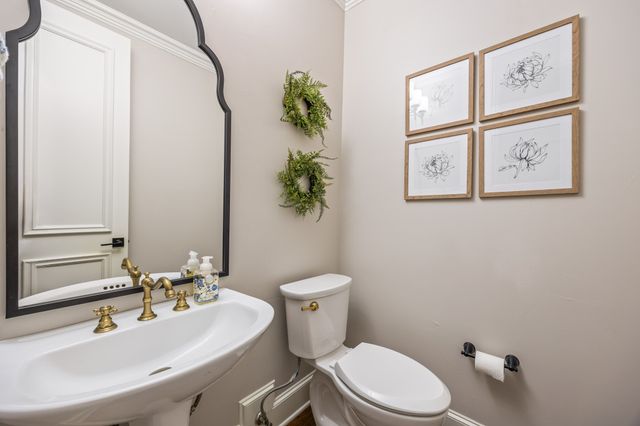 604 Willow Springs Drive, Heath, TX 75032