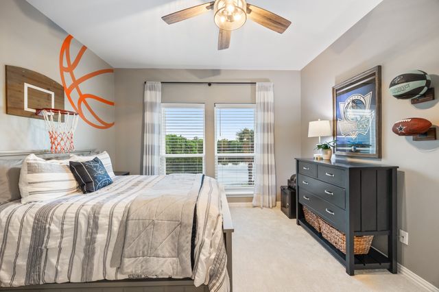 604 Willow Springs Drive, Heath, TX 75032