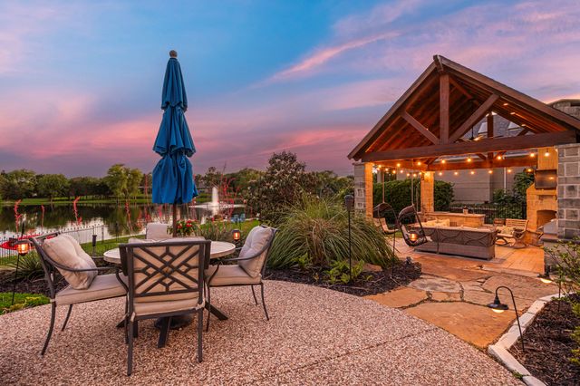 604 Willow Springs Drive, Heath, TX 75032