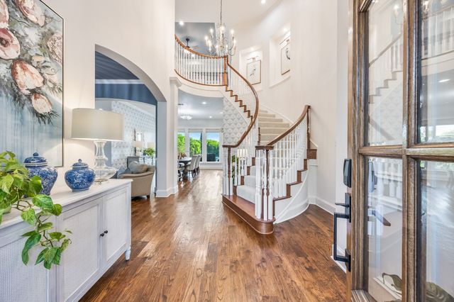 604 Willow Springs Drive, Heath, TX 75032