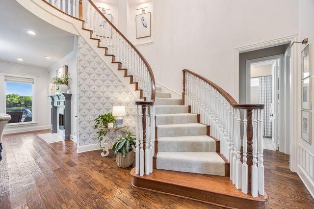 604 Willow Springs Drive, Heath, TX 75032