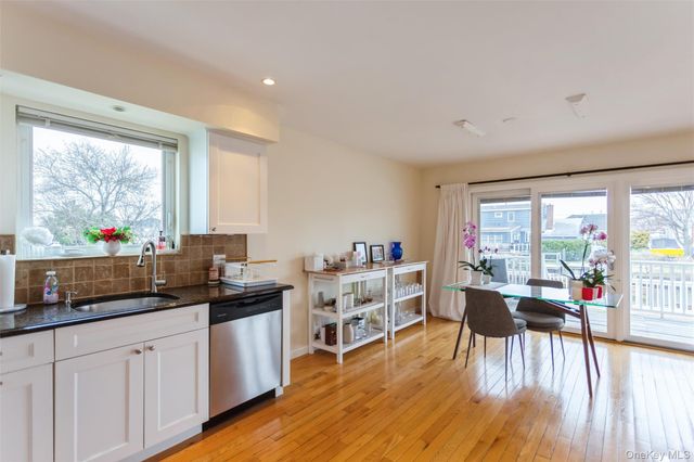 271 Arthur Street, Freeport, NY 11520