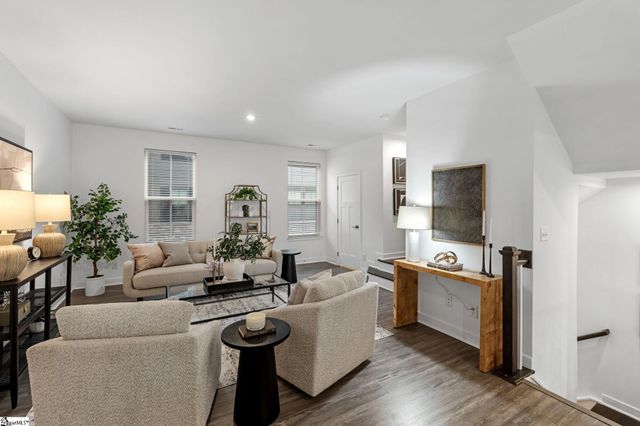 10 Stinson Road, Greenville, SC 29607