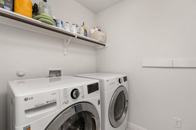 6702 Routenburn ST, Austin, TX 78754