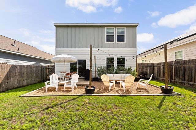 6702 Routenburn ST, Austin, TX 78754