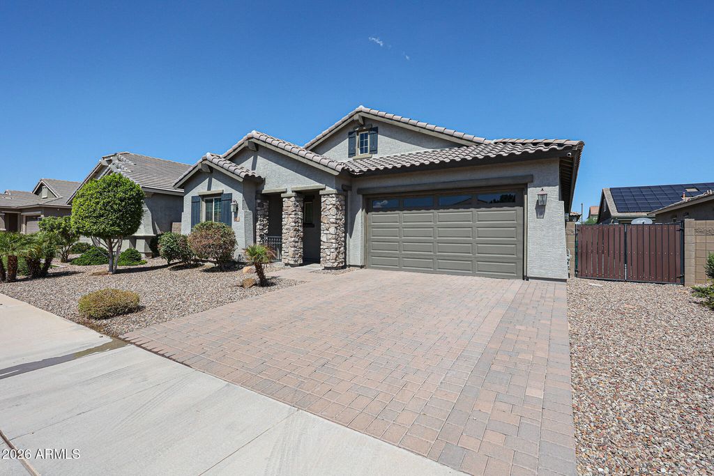 15262 W GARFIELD Street, Goodyear, AZ 85338 — photo 2