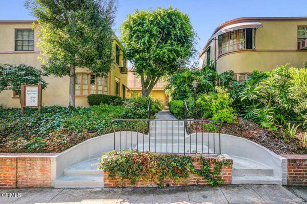 1517 Laurel Street, South Pasadena, CA 91030