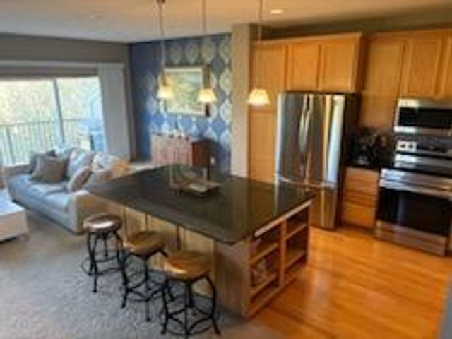 2429 121st Circle NE L, Blaine, MN 55449