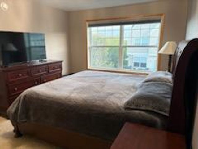 2429 121st Circle NE L, Blaine, MN 55449