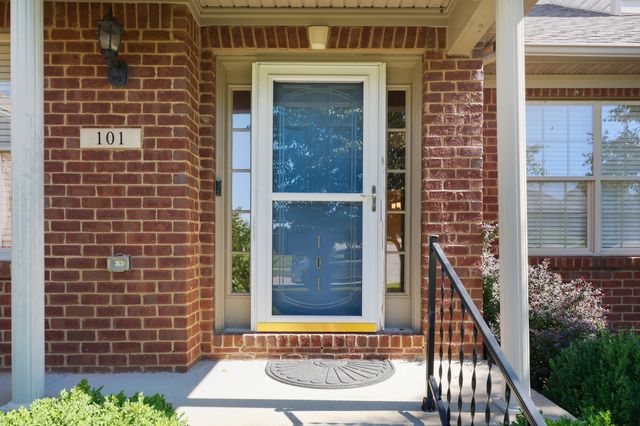 101 Kensington Lane, Frankfort, KY 40601