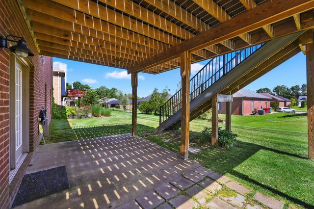 101 Kensington Lane, Frankfort, KY 40601