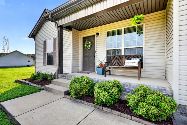 2291 Rattling Rd, Clarksville, TN 37040