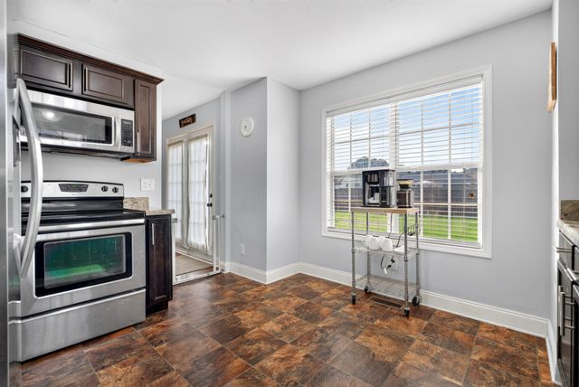 2291 Rattling Rd, Clarksville, TN 37040