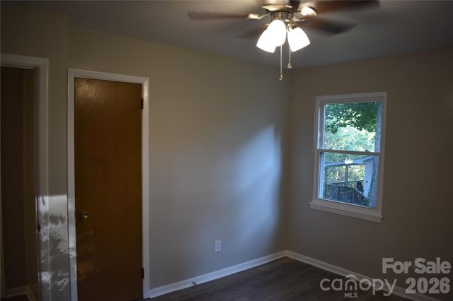 247 Lucky Street, Marion, NC 28752