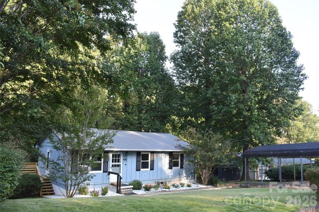 247 Lucky Street, Marion, NC 28752
