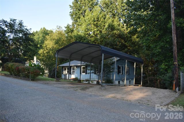 247 Lucky Street, Marion, NC 28752