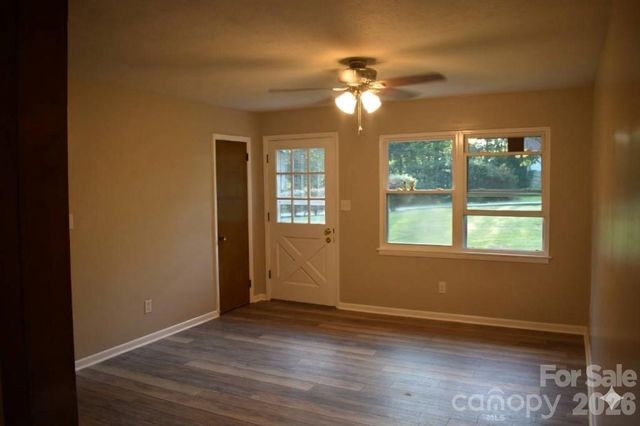247 Lucky Street, Marion, NC 28752