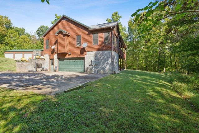 4455 Tarsus Rd, Palmyra, TN 37142