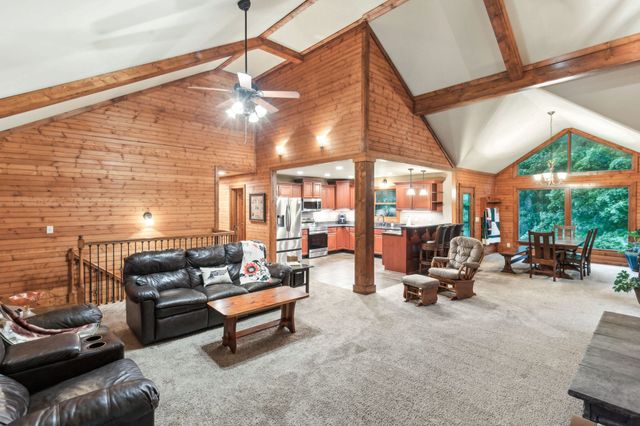 4455 Tarsus Rd, Palmyra, TN 37142