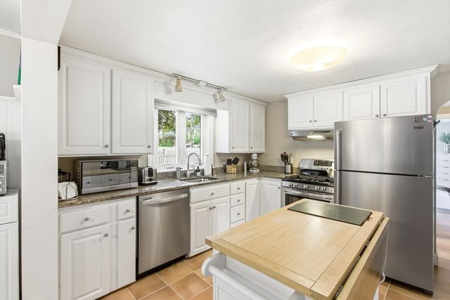 27 Topping Rd., Andover, MA 01810
