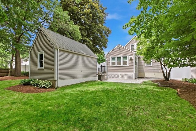 27 Topping Rd., Andover, MA 01810