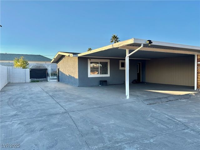 808 South Mallard Street, Las Vegas, NV 89107